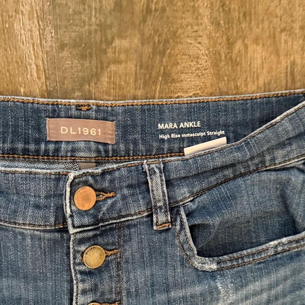 DL1961 Mara Ankle instasculpt Women's Straight Leg crop - Picture 2 of 10